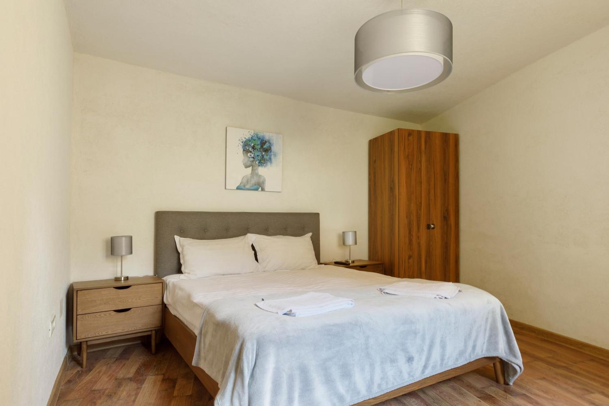 Aki Gray Apartment Brasov Luaran gambar